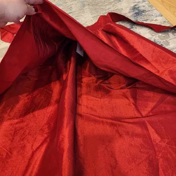 NWT Varga Red Pleated Hi Low Belted Stretch Taffeta Skirt Size Large - Picture 5 of 16